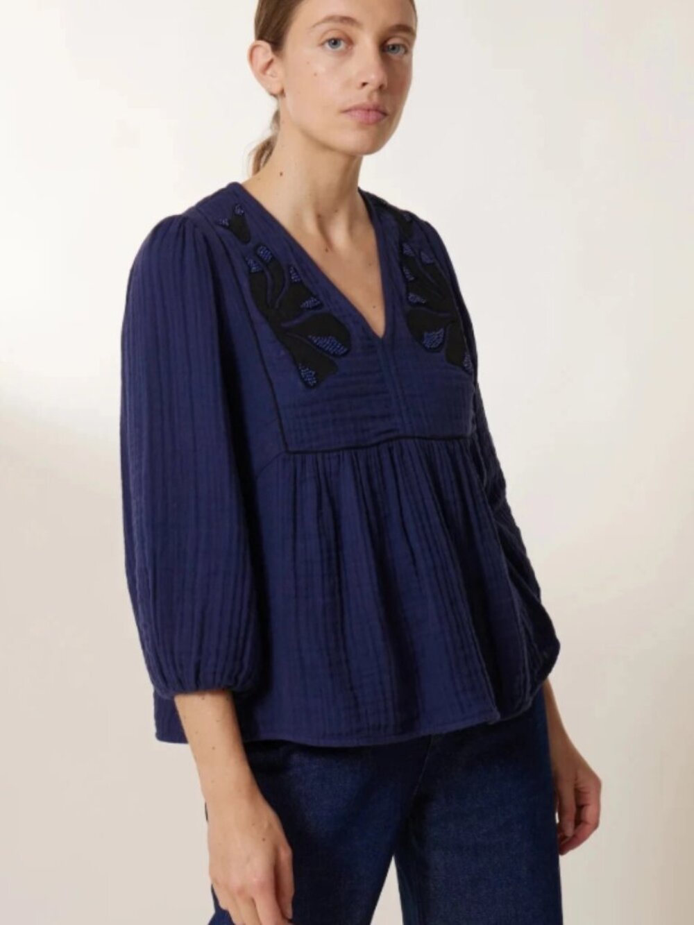 Leon & Harper Blouse Combo Beads V Neck Embroidered Navy Top L